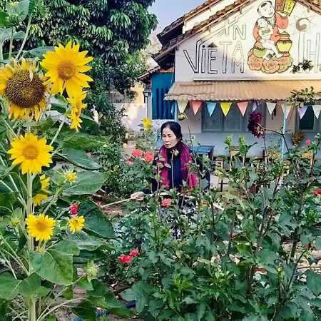 Vietnam Phuot Real Home Kon Tum Esterno foto