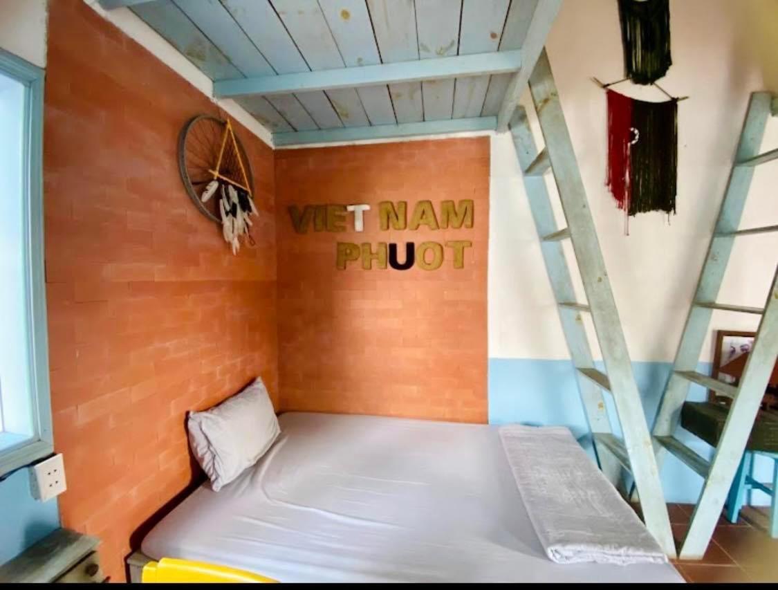 Vietnam Phuot Real Home Kon Tum Esterno foto