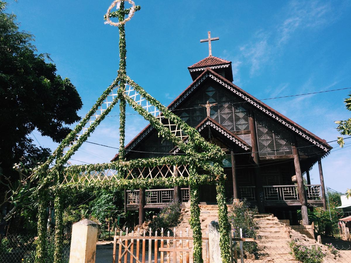 Vietnam Phuot Real Home Kon Tum Esterno foto