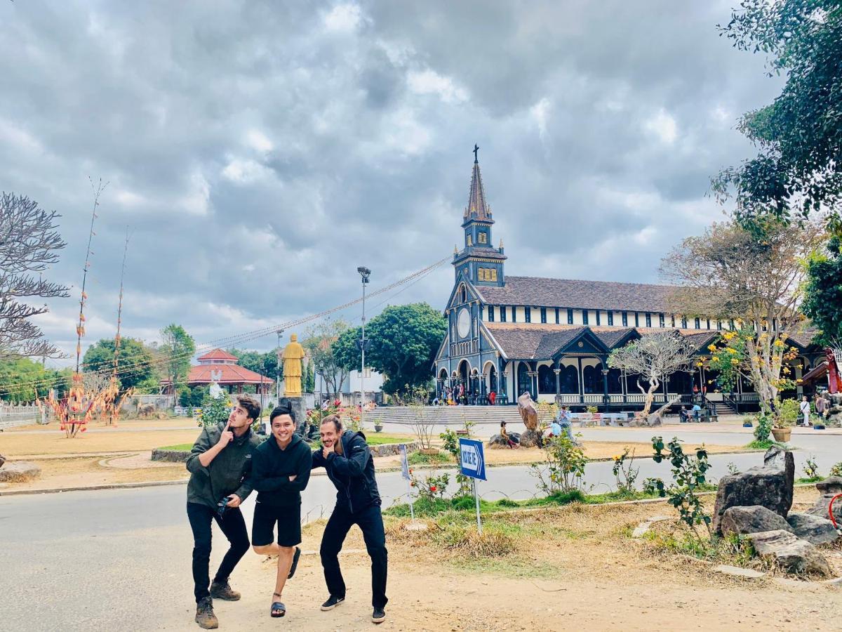 Vietnam Phuot Real Home Kon Tum Esterno foto